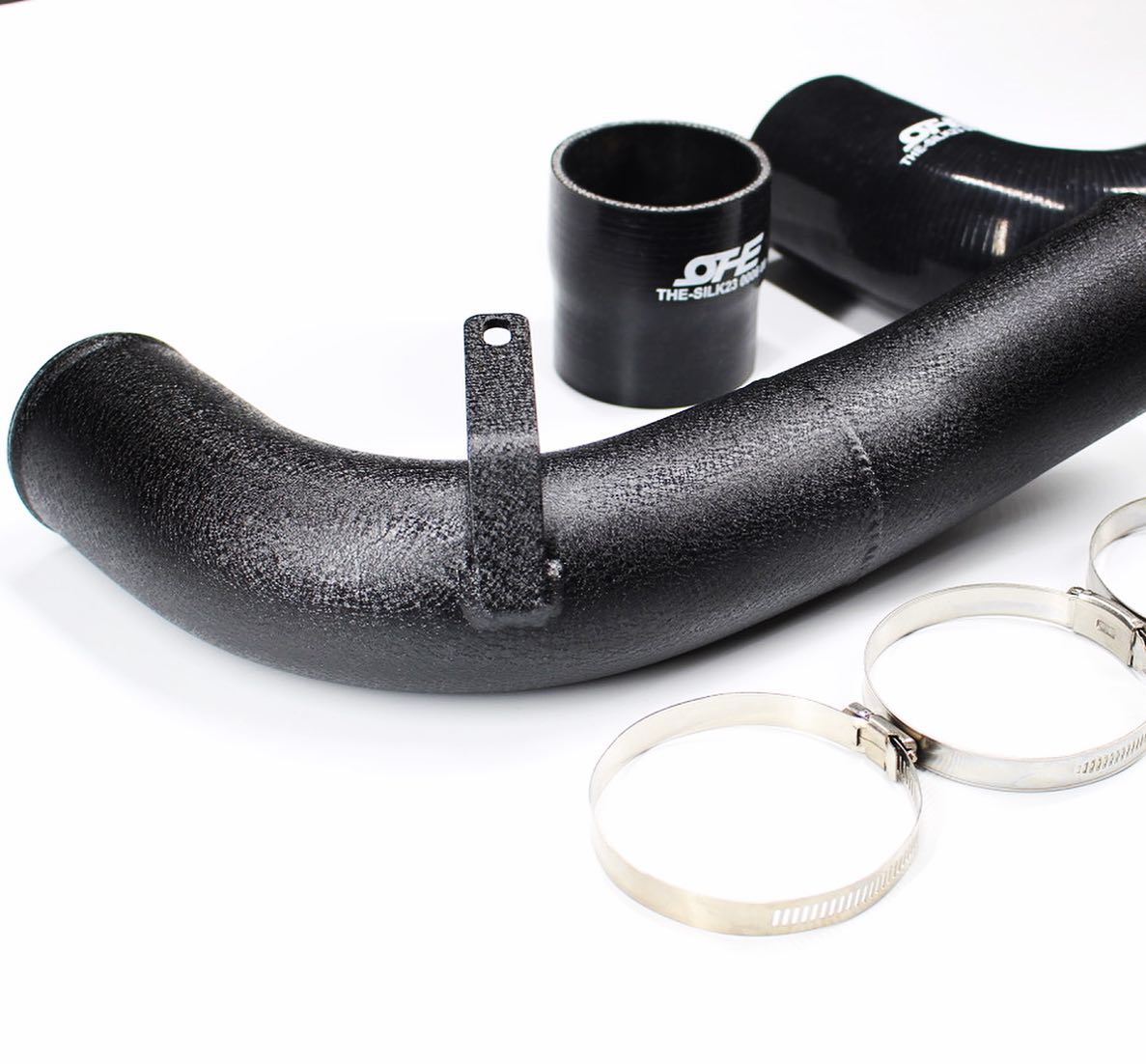 THE TUNER - Aluminiowa rura ciśnieniowa od intercoolera - AUDI RS3 8V 8Y TTRS 8S