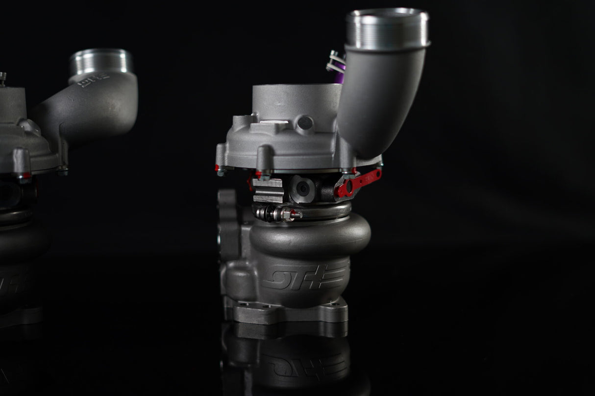 THE Tuner - Turbosprężarka THE-950 B03 z obudową wydechową THE-08 - RS4 - S4
