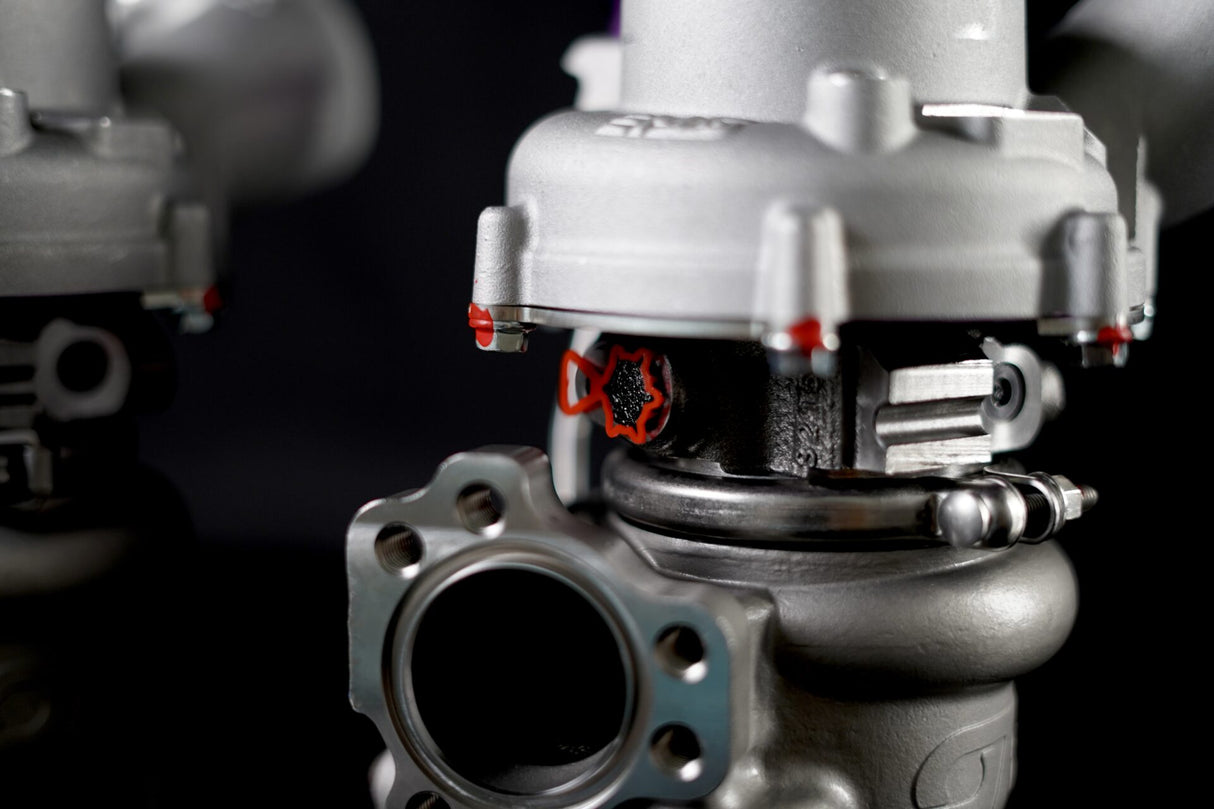 THE Tuner - Turbosprężarka THE-950 B03 z obudową wydechową THE-08 - RS4 - S4