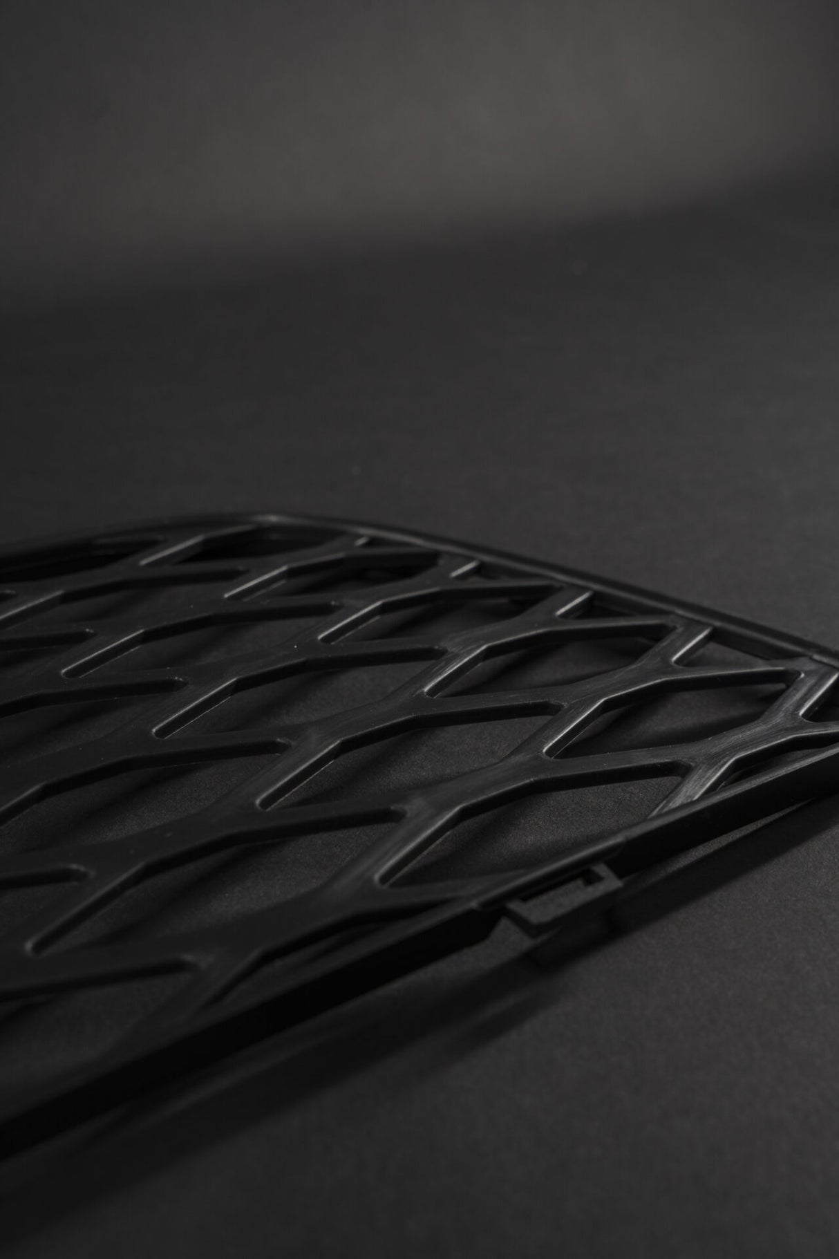 THE Tuner – Kratka przedniego zderzaka - RS4 - S4 - B5