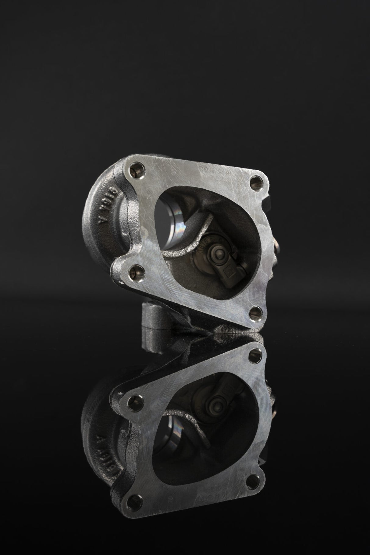 BorgWarner - Obudowa wydechowa - Audi RS6 C5 4.2 V8 Biturbo