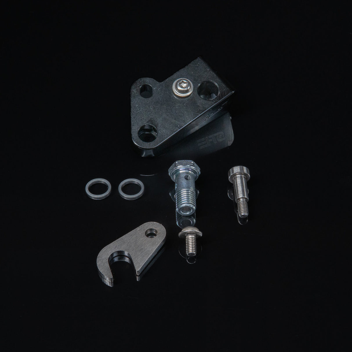 THE Tuner – Zestaw adapterów do przewodów olejowych i wodnych DAZA w silniku CEPA - RS3 - TTRS