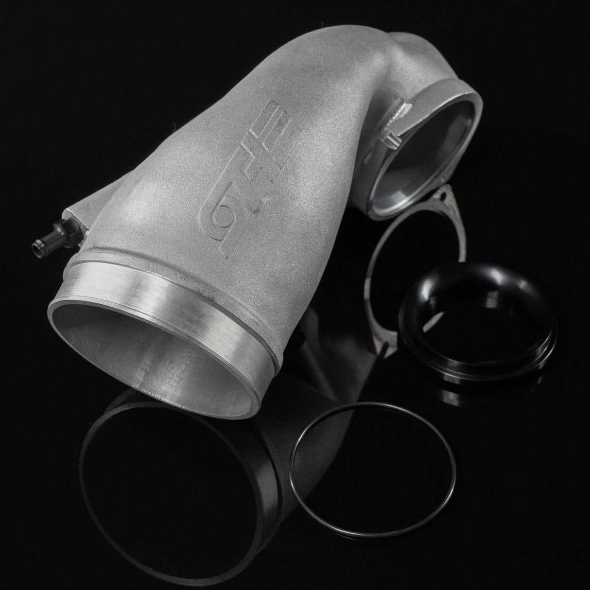 THE Tuner – Aluminiowa rura dolotowa do turbosprężarki - Audi RS3 - TTRS - DAZA