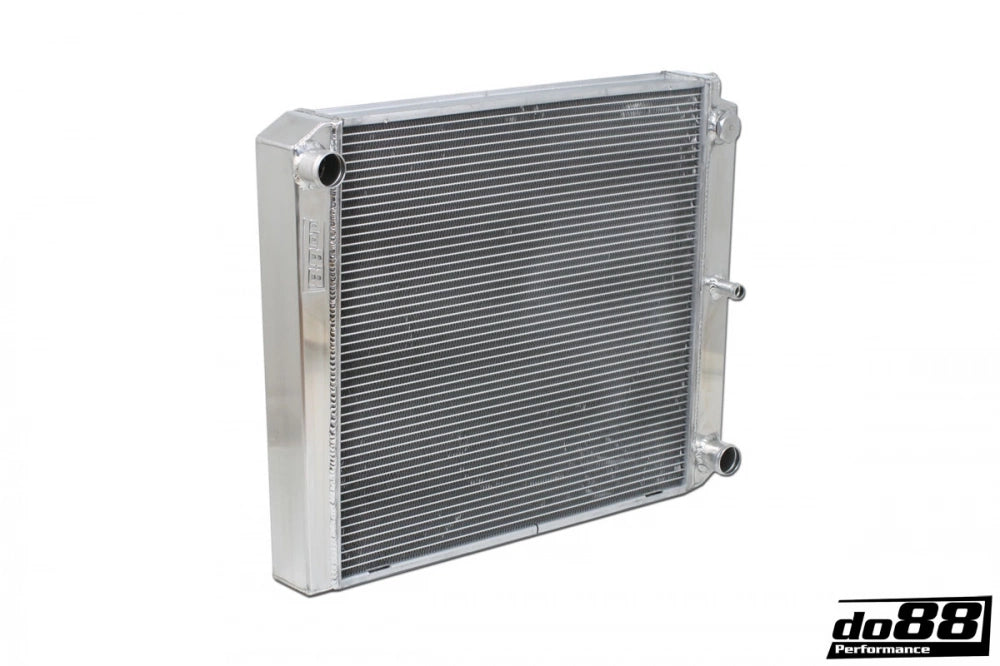 do88 - Chłodnica wody - VOLVO 240 740 940 Manual 75-98 Radiator