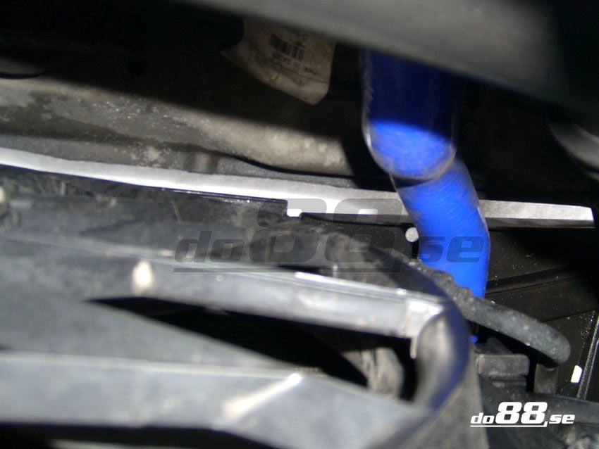 do88 - Przewody układu chłodzenia - VOLVO V70N/S60 02-08 Coolant hoses