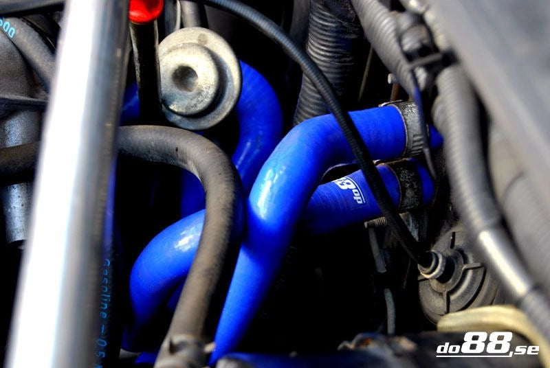 do88 - Układ chłodzenia - VOLVO 940 92-98 Coolant hoses complement