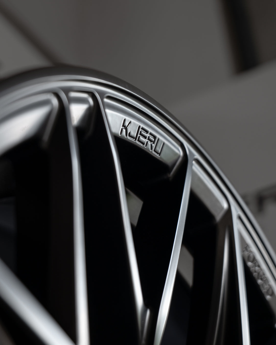 POLSKIE PODWÓRKO - Kute felgi KJERU FORGED - BMW M3/M4 G80 G82