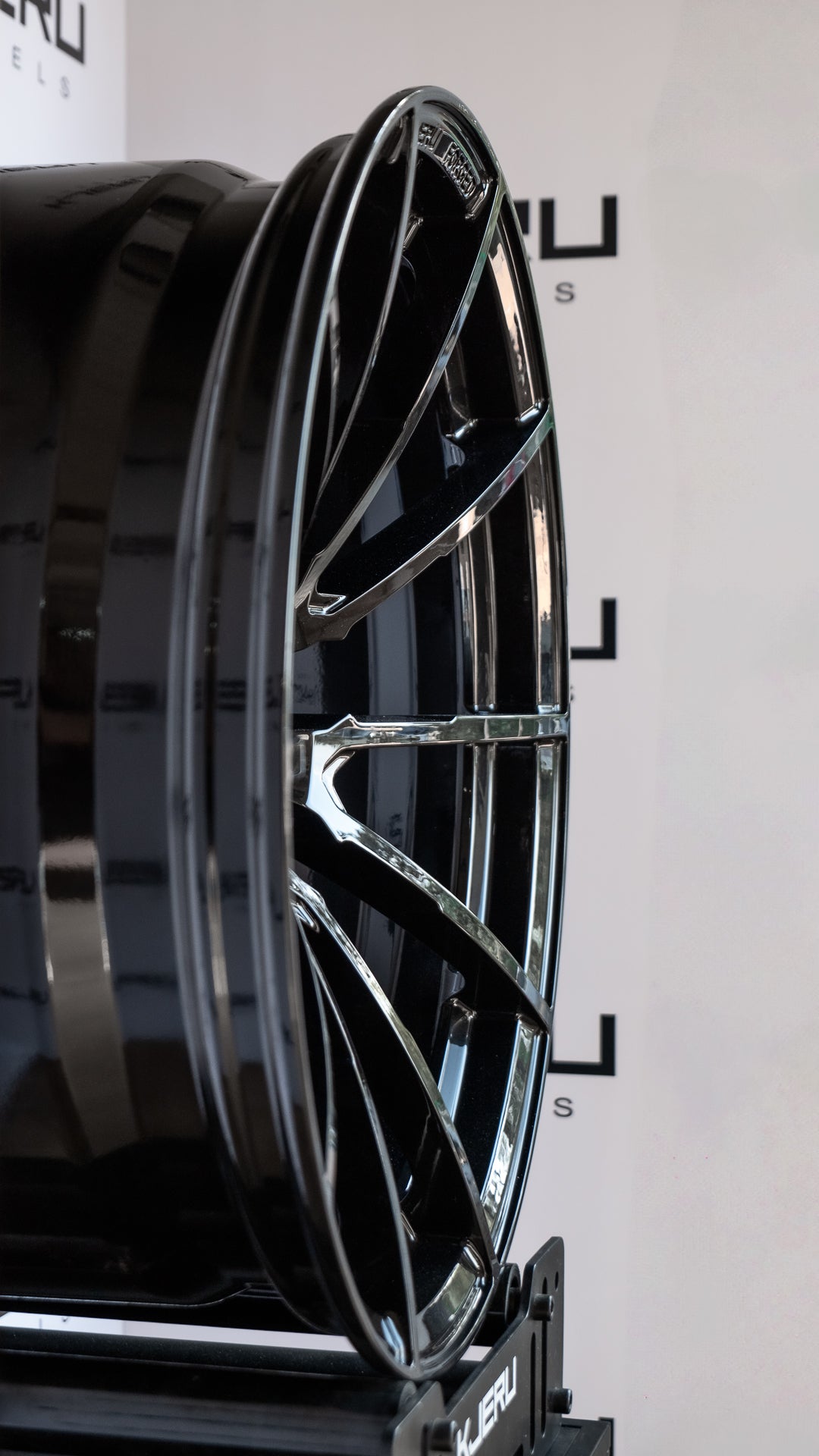 POLSKIE PODWÓRKO - Kute felgi KJERU FORGED - BMW M3/M4 G80 G82