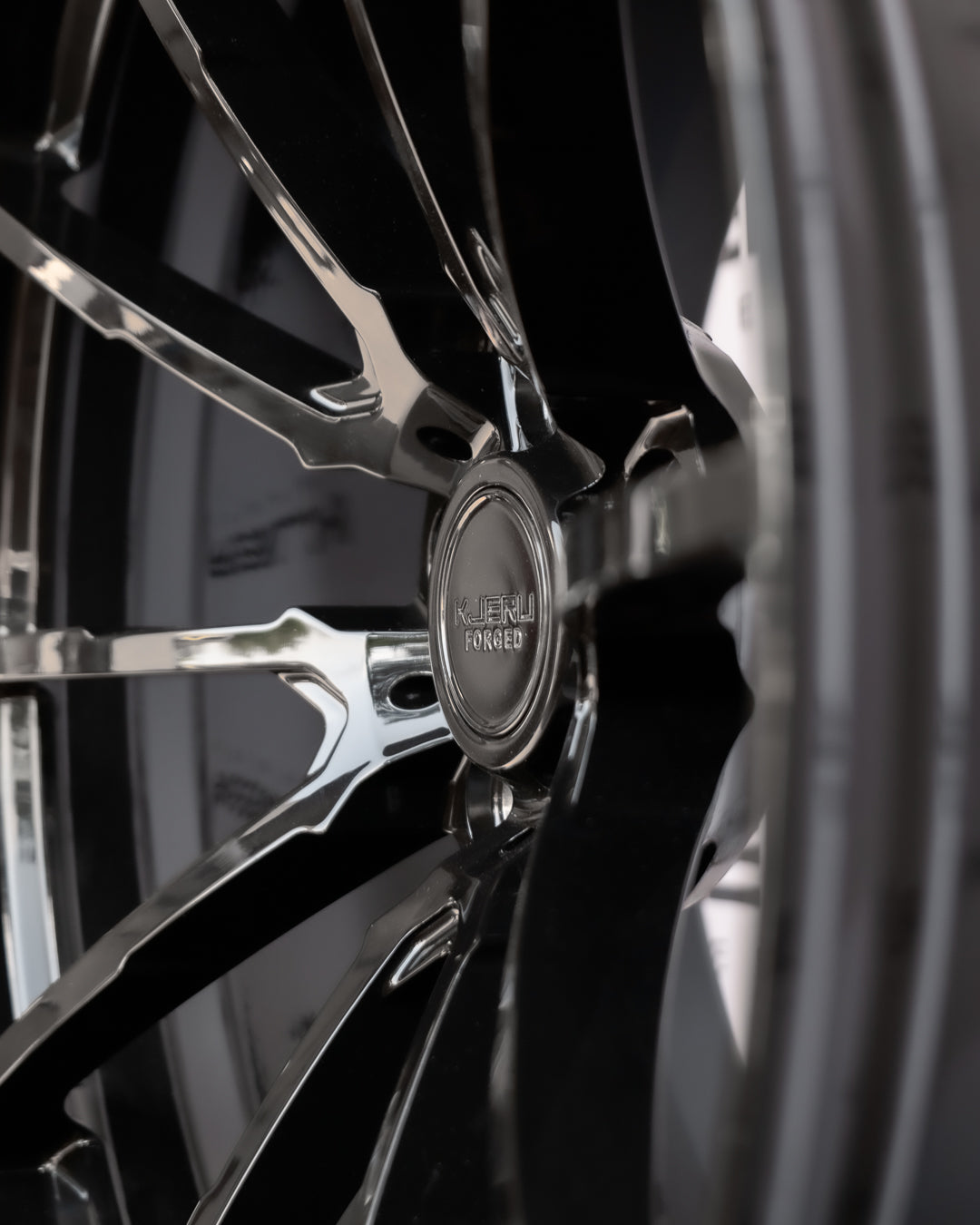 POLSKIE PODWÓRKO - Kute felgi KJERU FORGED - BMW M3/M4 G80 G82