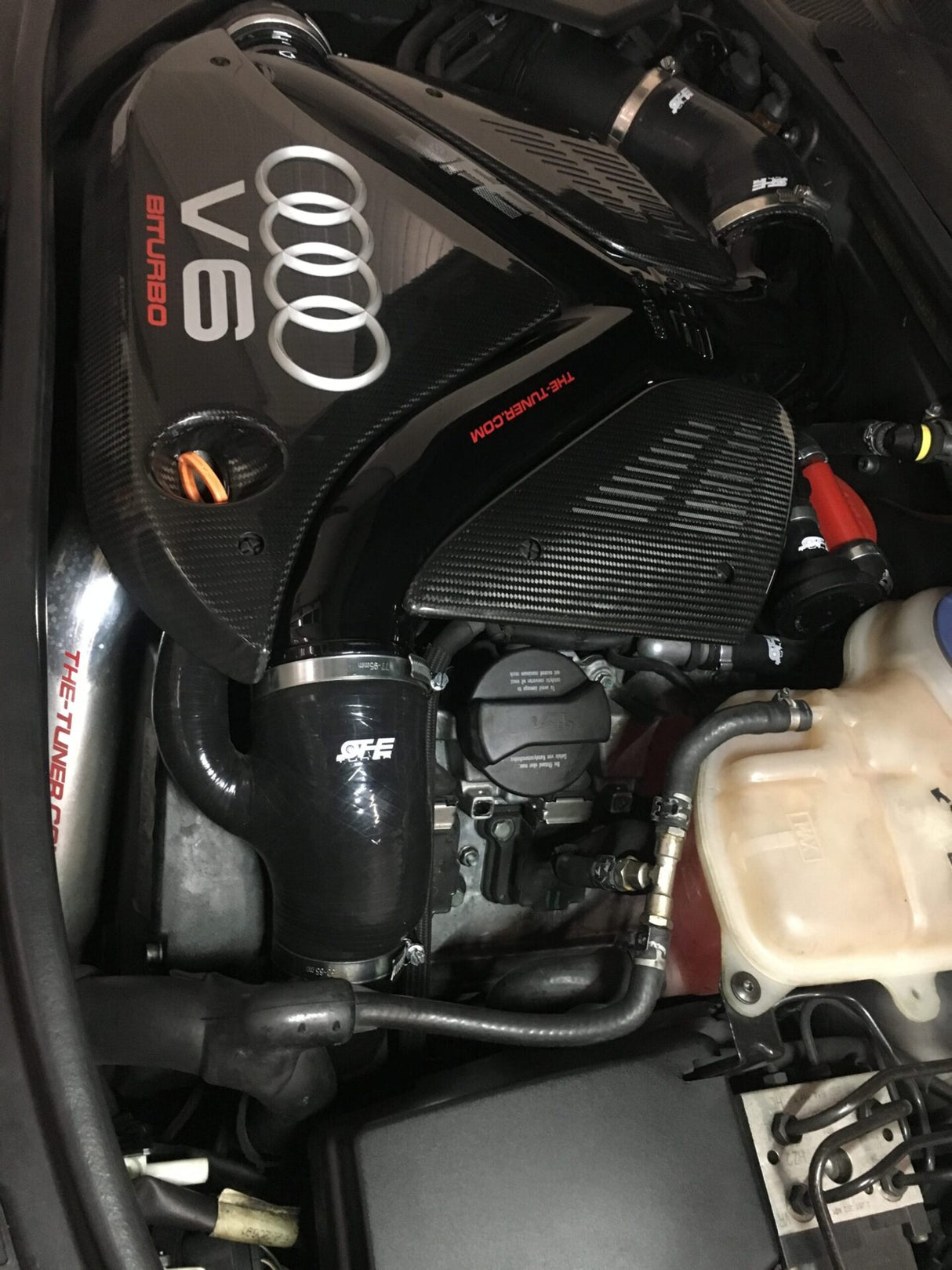 THE Tuner - Zestaw silikonowych przewodów dolotowych - RS4 - S4