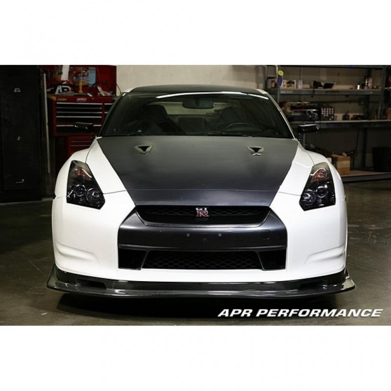 APR Performance - Karbonowa dokładka zderzaka przód - Nissan GTR R35 2008-2011