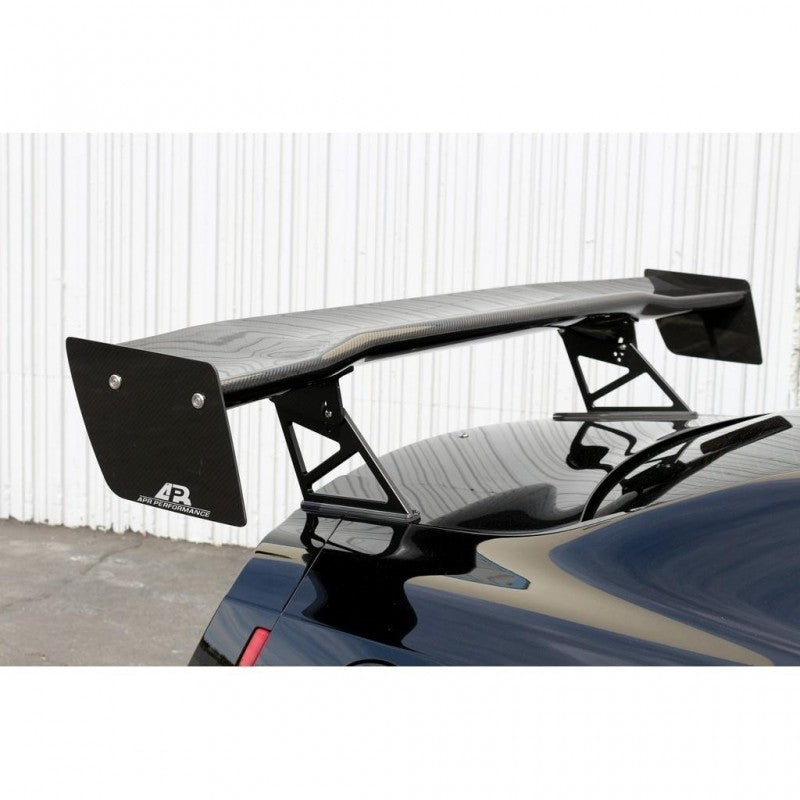 APR Performance - Karbonowe płyty boczne - Nissan GTR 2008+