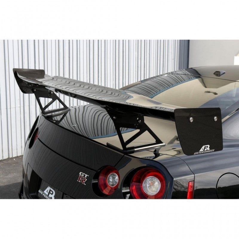 APR Performance - Karbonowe płyty boczne - Nissan GTR 2008+