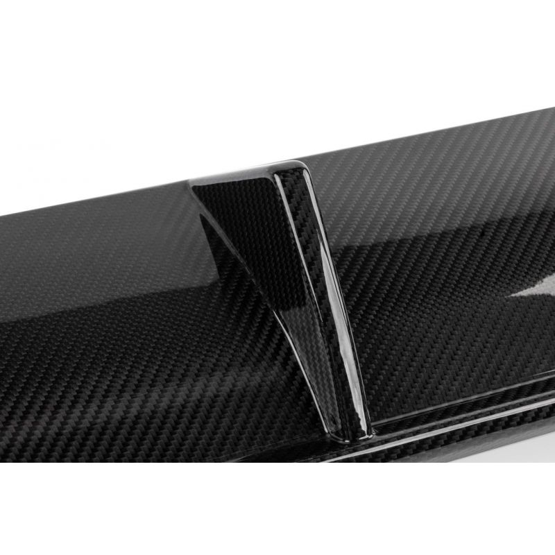 APR - Karbonowy dyfuzor - VW Golf GTI Mk8