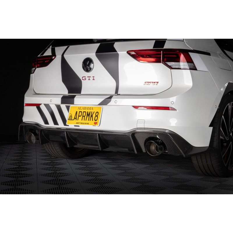 APR - Karbonowy dyfuzor - VW Golf GTI Mk8