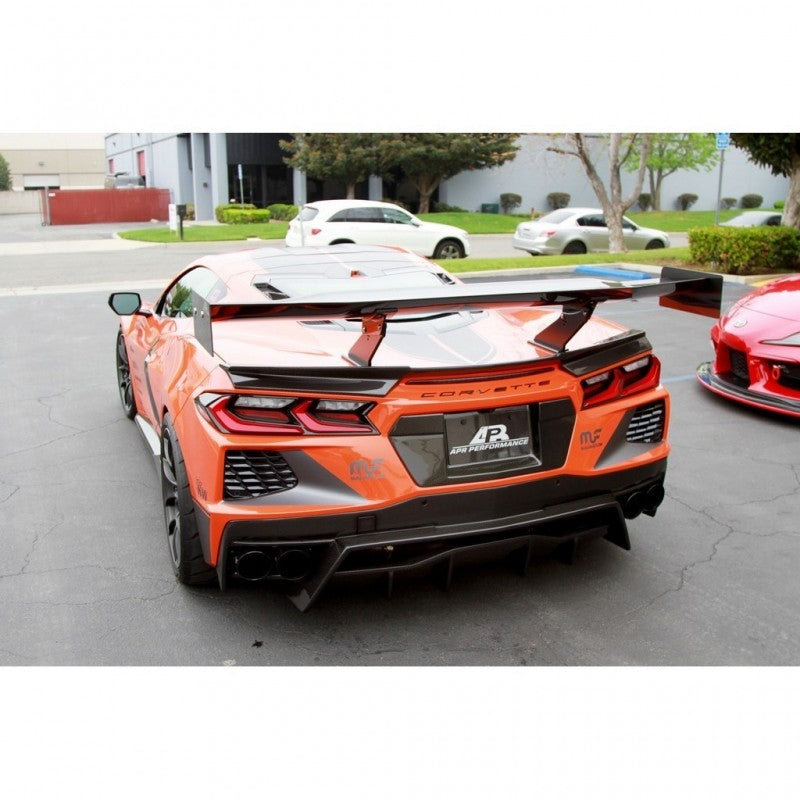 APR Performance - Karbonowy, regulowany spojler - GTC-500 & Corvette C8