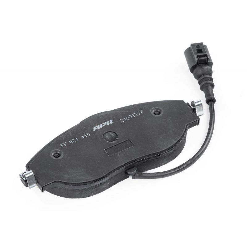 APR - Sportowe Klocki Hamulcowe - Przód