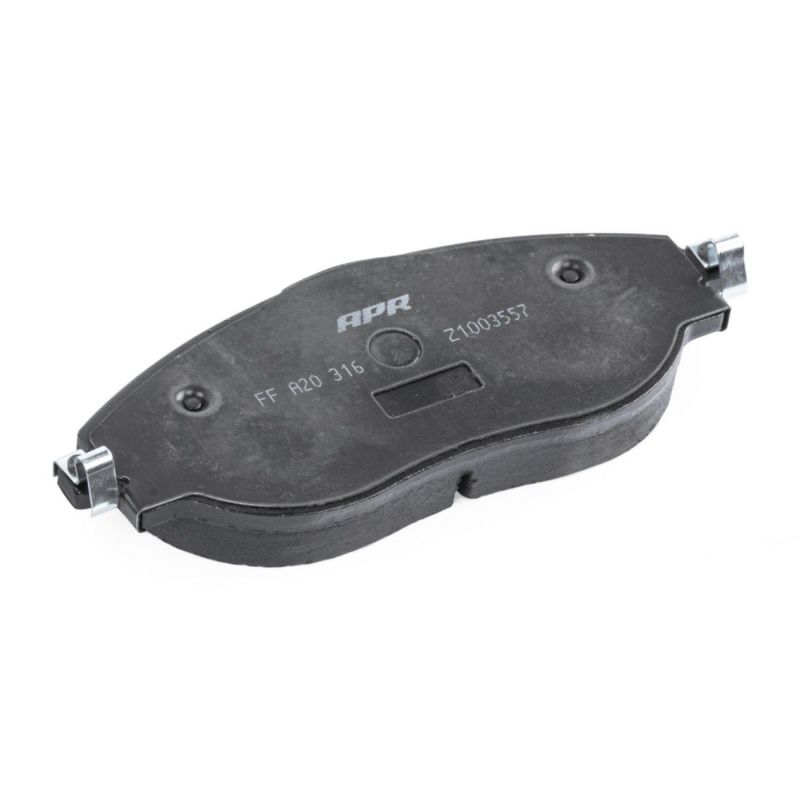 APR - Sportowe Klocki Hamulcowe - Przód