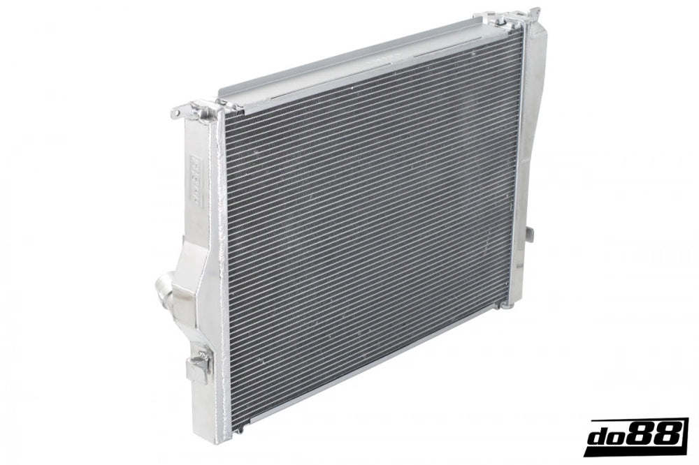 do88  - RADIATOR - BIG PACK - BMW Seria 3 E90 E92 E93 Manual