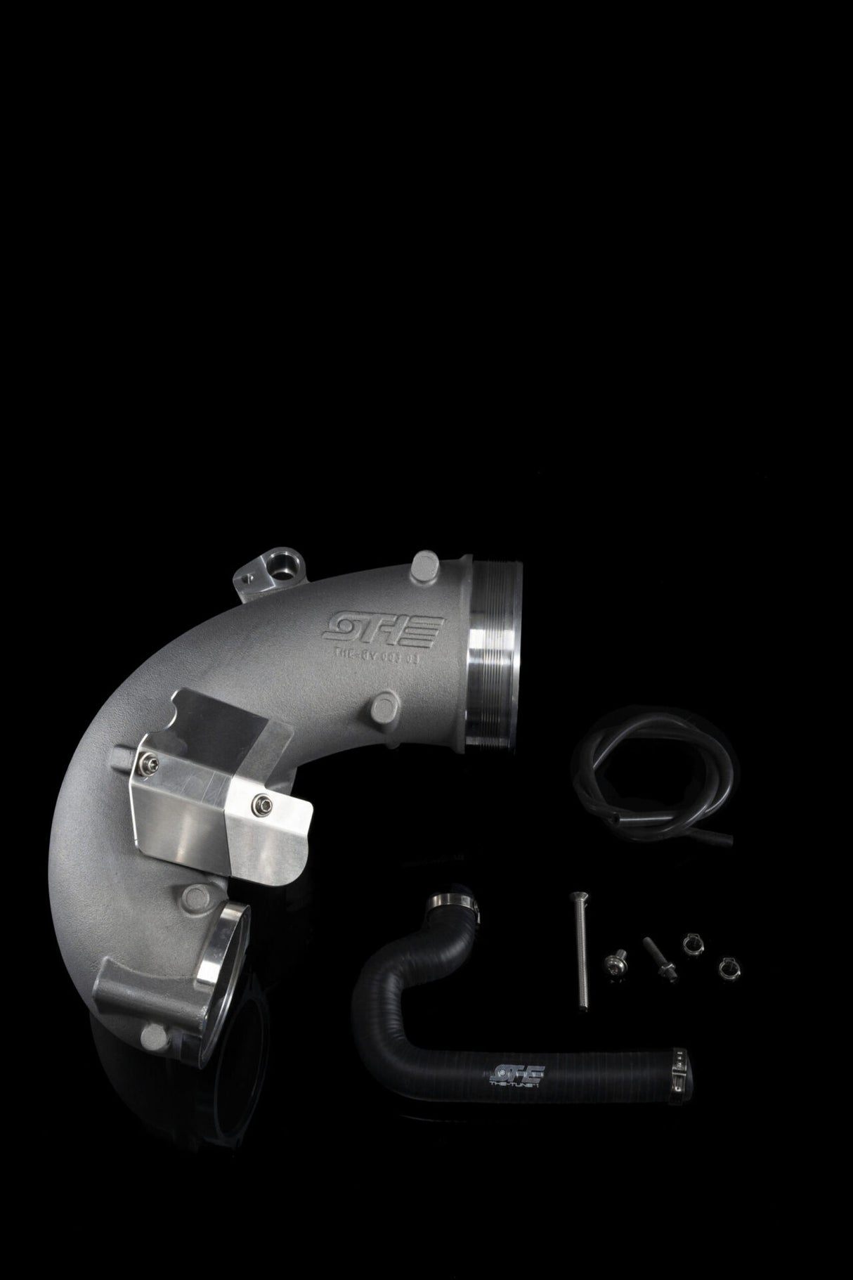 THE Tuner - Powiększony Aluminiowy Dolot Powietrza do Turbosprężarki - Audi RS3 - TTRS (DAZA / DNWA)